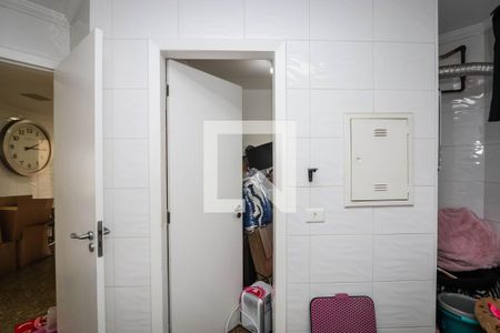 Apartamento à venda com 184m², 4 quartos e 3 vagasLavanderia