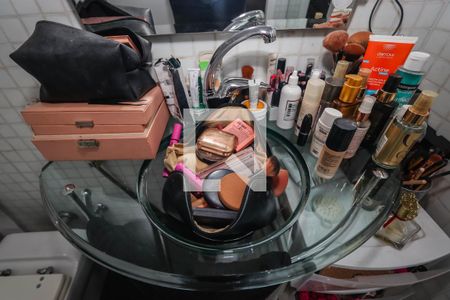 Apartamento à venda com 184m², 4 quartos e 3 vagasBanheiro da Suite 2