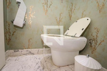 Apartamento à venda com 184m², 4 quartos e 3 vagasLavabo