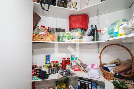 Apartamento à venda com 184m², 4 quartos e 3 vagasDispensa