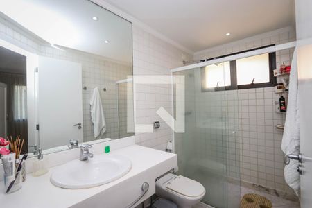 Apartamento à venda com 184m², 4 quartos e 3 vagasBanheiro da Suite 3