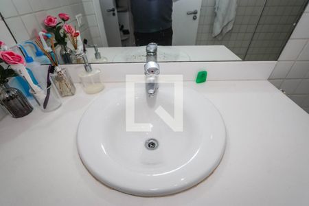 Apartamento à venda com 184m², 4 quartos e 3 vagasBanheiro da Suite 3