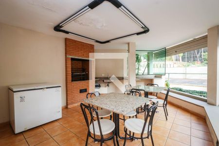 Apartamento à venda com 184m², 4 quartos e 3 vagasÁrea comum - Churrasqueira