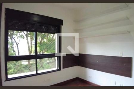 Apartamento à venda com 5 quartos, 230m² em Vila Suzana, São Paulo