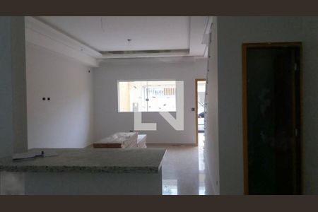Casa à venda com 3 quartos, 89m² em Cupecê, São Paulo