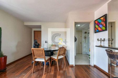 Apartamento à venda com 3 quartos, 93m² em Vila Romana, São Paulo