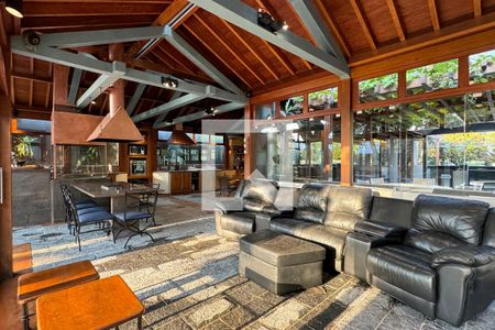 Casa de condomínio à venda com 1722m², 4 quartos e 5 vagasSalão de Festas