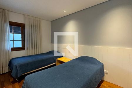 Casa de condomínio à venda com 1722m², 4 quartos e 5 vagasQuarto 4