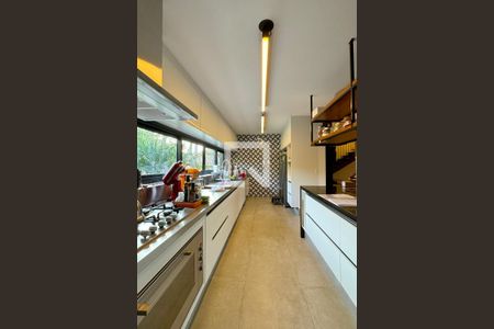 Casa de condomínio à venda com 1722m², 4 quartos e 5 vagasCozinha