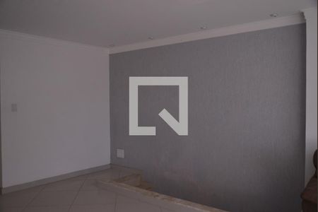 Sala de casa para alugar com 3 quartos, 133m² em Vila Curuçá, Santo André