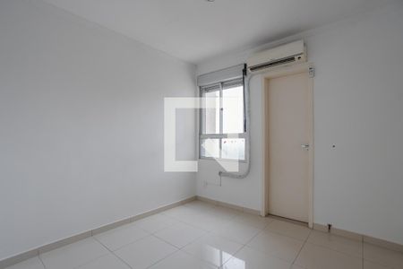 Suíte de apartamento à venda com 3 quartos, 66m² em Sarandi, Porto Alegre