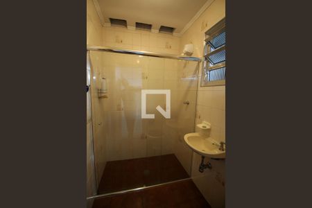 Casa à venda com 331m², 4 quartos e 3 vagas Casa à venda com 331m², 4 quartos e 3 vagasBanheiro 2