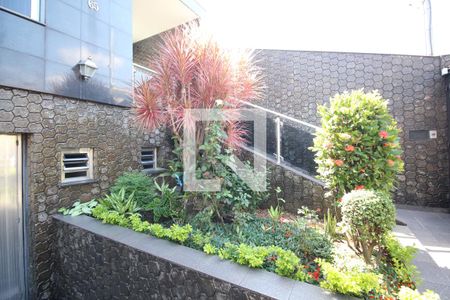 Casa à venda com 331m², 4 quartos e 3 vagas Casa à venda com 331m², 4 quartos e 3 vagasJardim