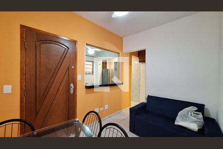 Sala de apartamento para alugar com 1 quarto, 55m² em Vila Tupi, Praia Grande