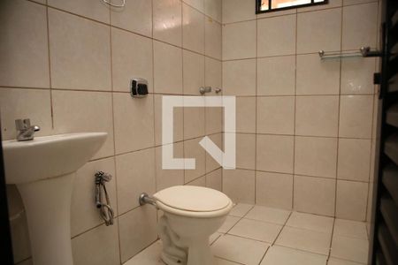 Casa para alugar com 110m², 2 quartos e 1 vagaBanheiro