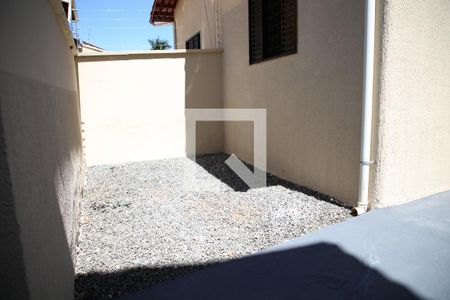 Casa para alugar com 110m², 2 quartos e 1 vagaQuintal