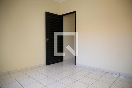 Quarto 1 de casa para alugar com 2 quartos, 110m² em Residencial Celina Park, Goiânia