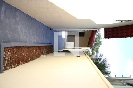 Casa para alugar com 110m², 2 quartos e 1 vagaQuintal