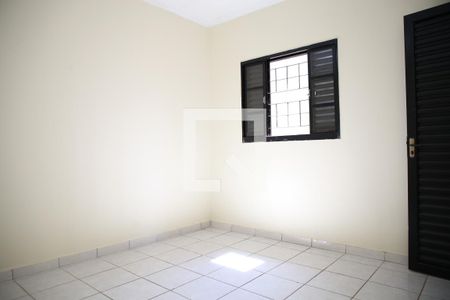 Casa para alugar com 110m², 2 quartos e 1 vagaQuarto 2