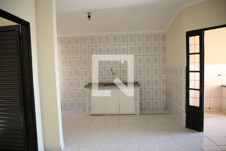 Casa para alugar com 110m², 2 quartos e 1 vagaCozinha