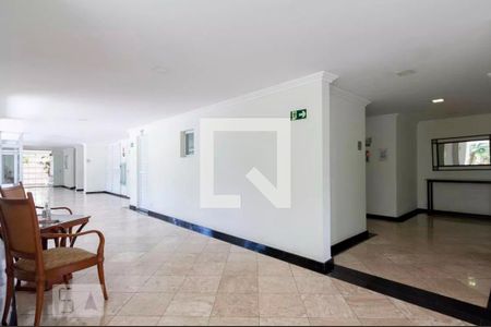 Apartamento para alugar com 42m², 1 quarto e 1 vagaHall