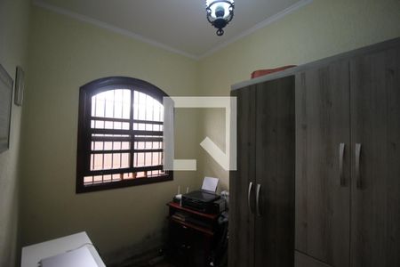 Quarto de casa à venda com 4 quartos, 150m² em Jardim Sabara, São Paulo