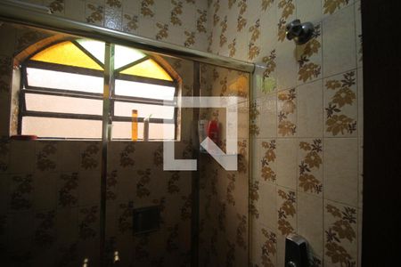 Casa à venda com 150m², 4 quartos e 2 vagasBanheiro