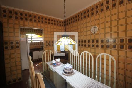 Casa à venda com 150m², 4 quartos e 2 vagasCozinha