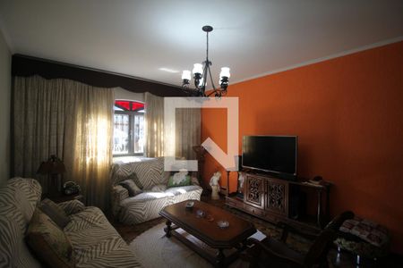 Casa à venda com 4 quartos, 150m² em Jardim Sabara, São Paulo