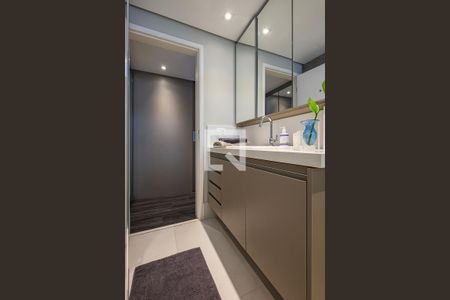 Suíte - Banheiro de apartamento para alugar com 1 quarto, 47m² em Pinheiros, São Paulo