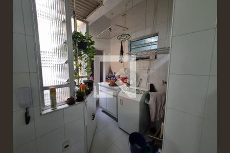 Apartamento à venda com 92m², 3 quartos e sem vagaCozinha e Área de Serviço