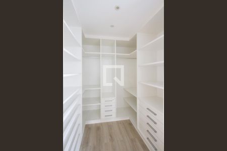 Casa de condomínio à venda com 931m², 4 quartos e 3 vagasCloset Suíte 3