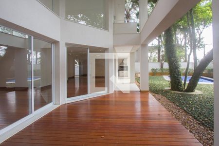 Casa de condomínio à venda com 931m², 4 quartos e 3 vagasÁrea Externa