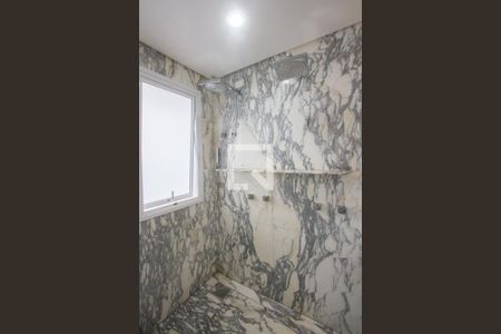 Casa de condomínio à venda com 931m², 4 quartos e 3 vagasBanheiro Suíte 3