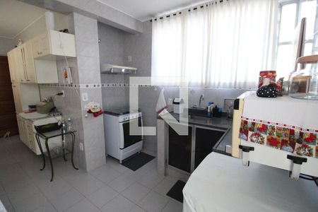 Apartamento à venda com 121m², 2 quartos e 1 vagaCozinha