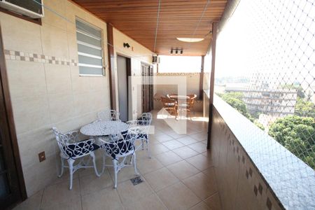 Apartamento à venda com 121m², 2 quartos e 1 vagaCobertura