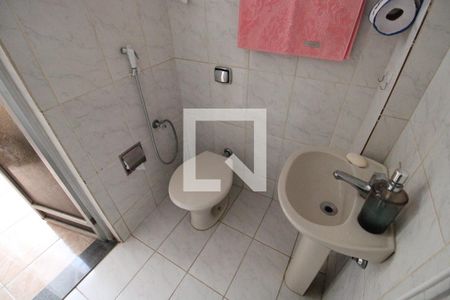 Apartamento à venda com 121m², 2 quartos e 1 vagaBanheiro de serviço