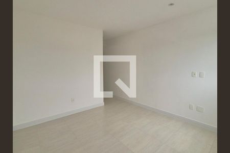 Casa de condomínio à venda com 238m², 5 quartos e 3 vagasSuite 1