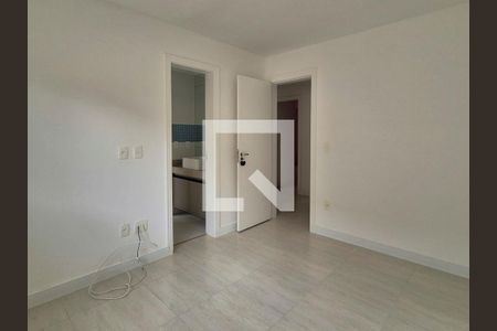 Casa de condomínio à venda com 238m², 5 quartos e 3 vagasSuite 2