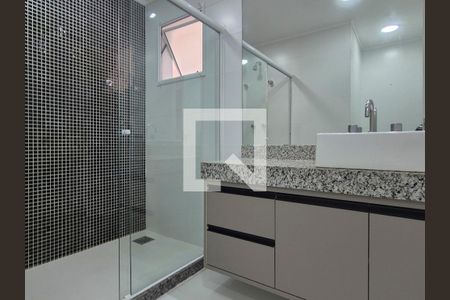 Casa de condomínio à venda com 238m², 5 quartos e 3 vagasBanheiro da Suíte 4