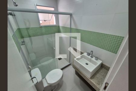 Casa de condomínio à venda com 238m², 5 quartos e 3 vagasBanheiro da Suíte 1