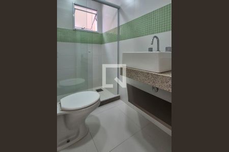 Casa de condomínio à venda com 238m², 5 quartos e 3 vagasBanheiro da Suíte 1