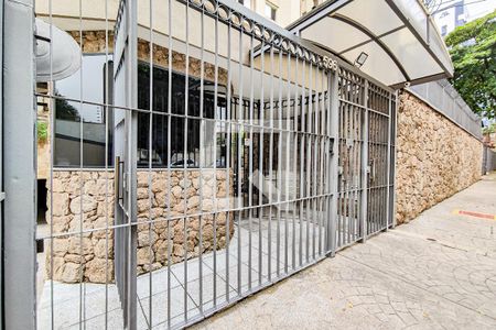 Apartamento para alugar com 92m², 3 quartos e 2 vagasFachada