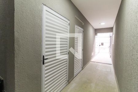 Apartamento à venda com 43m², 2 quartos e sem vaga Apartamento à venda com 43m², 2 quartos e sem vagaCorredor
