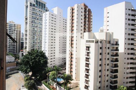 Vista de apartamento à venda com 1 quarto, 39m² em Moema, São Paulo
