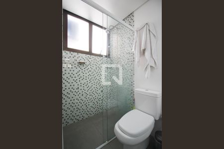 Banheiro  de apartamento à venda com 1 quarto, 39m² em Moema, São Paulo