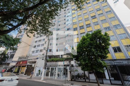 Apartamento à venda com 75m², 2 quartos e sem vaga Apartamento à venda com 75m², 2 quartos e sem vagaFachada