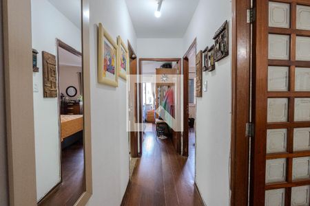 Apartamento à venda com 75m², 2 quartos e sem vaga Apartamento à venda com 75m², 2 quartos e sem vagaCorredor