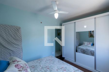 Casa à venda com 214m², 4 quartos e 3 vagasCasa 2 Quarto 1