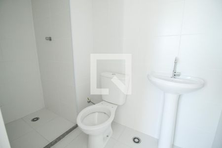 Banheiro  de apartamento para alugar com 1 quarto, 25m² em Brás, São Paulo